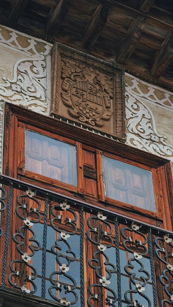 Verrière en bois : élégance naturelle et luminosité optimale